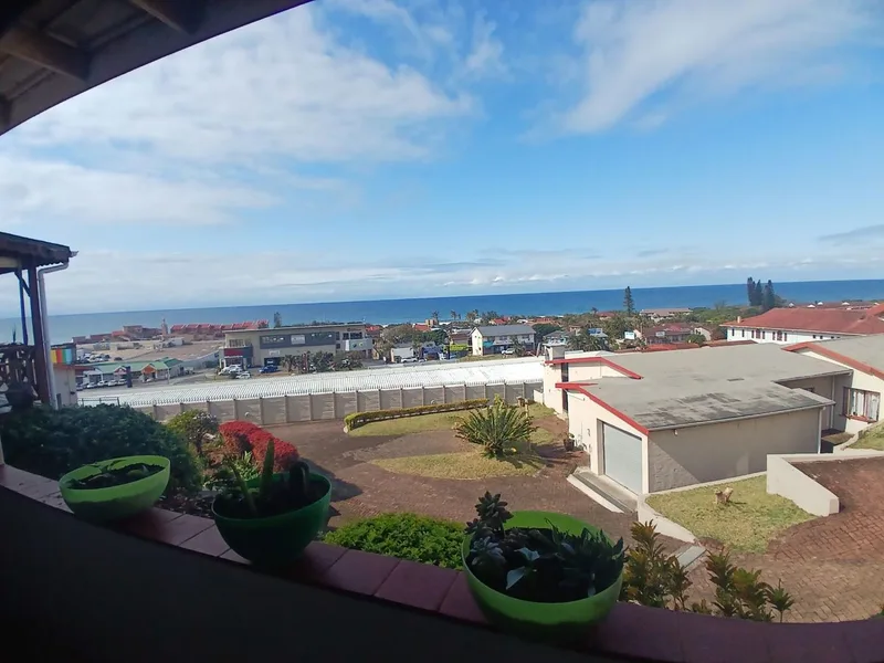 2 Bedroom Townhouse in Shelly Beach