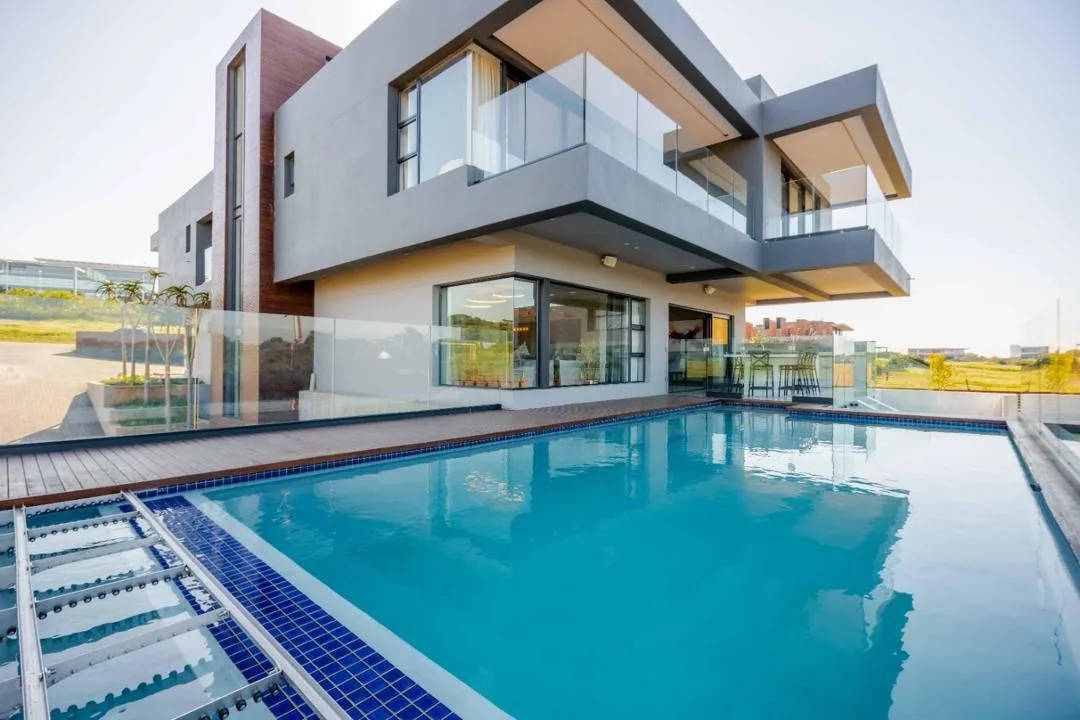 6 Bedroom House for sale in Umhlanga Ridge