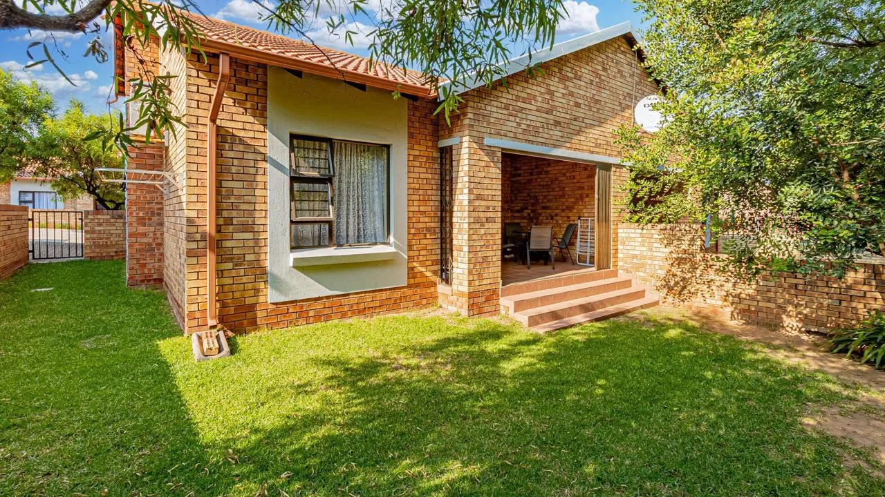 2 Bedroom Apartment / flat for sale in Bergbron