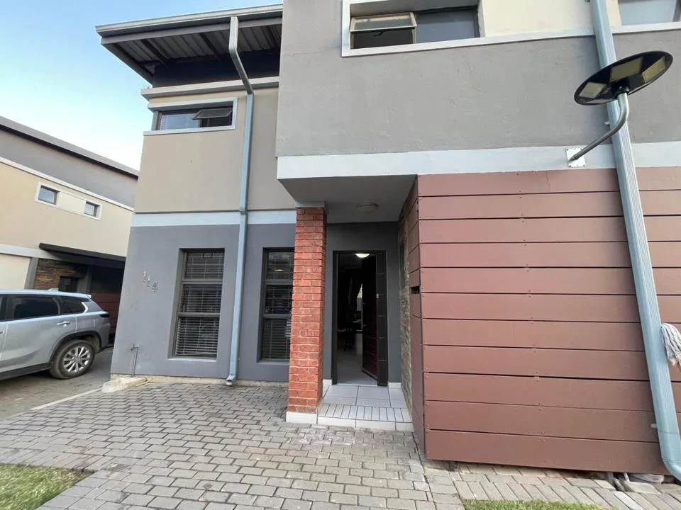 2 Bedroom Apartment / flat for sale in Kannoniers Park