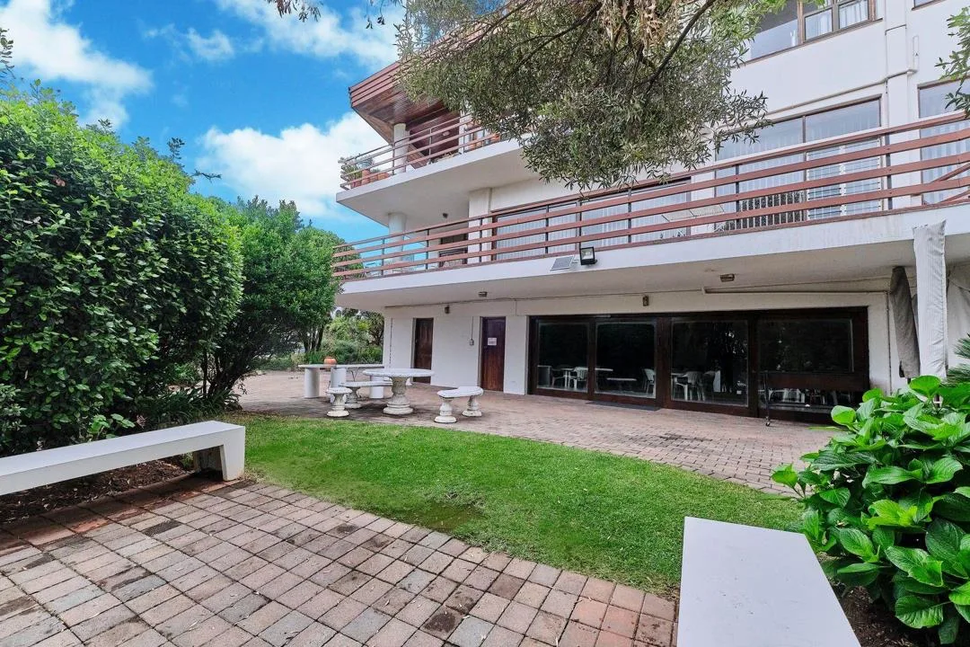 2 Bedroom House for sale in Bromhof