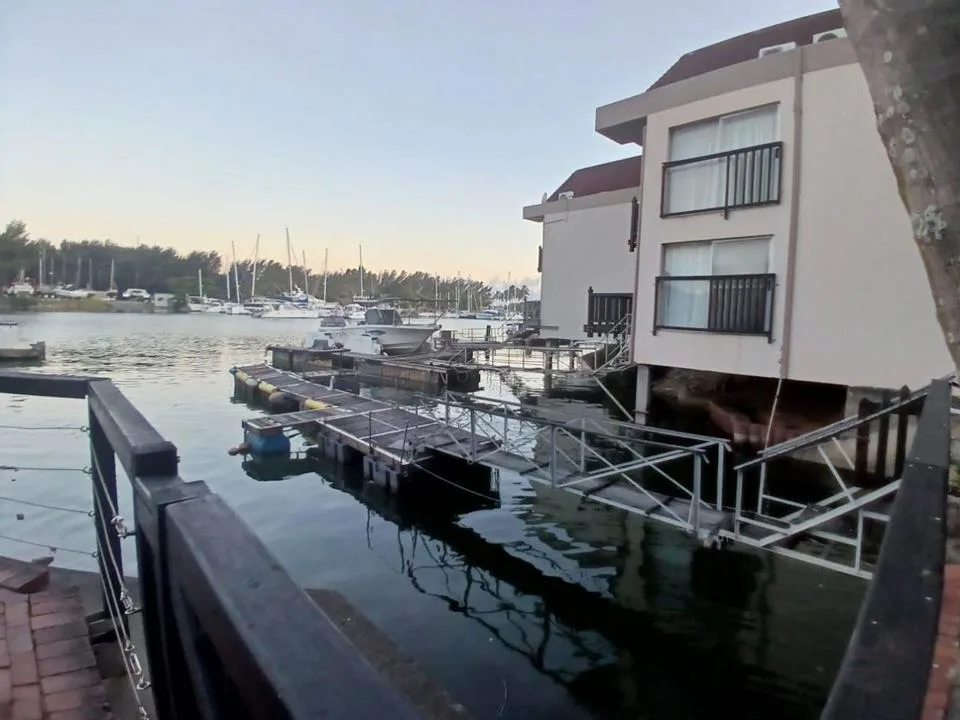 2 Bedroom Apartment / flat to rent in Meer En See