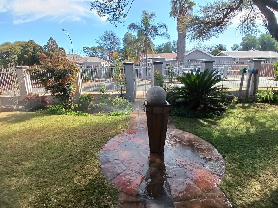 4 Bedroom House for sale in Herlear