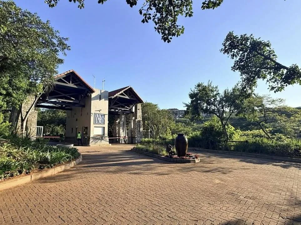 3 Bedroom Apartment / flat to rent in Westbrook