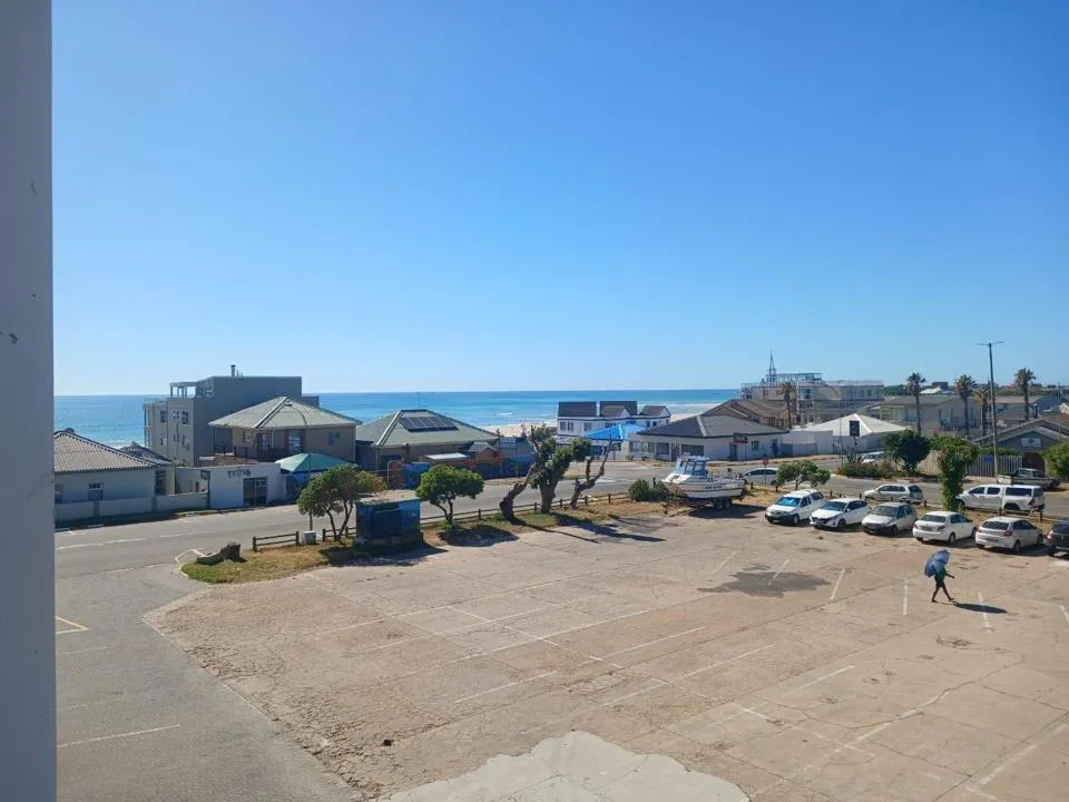 2 Bedroom Apartment / flat to rent in Jeffreys Bay Central