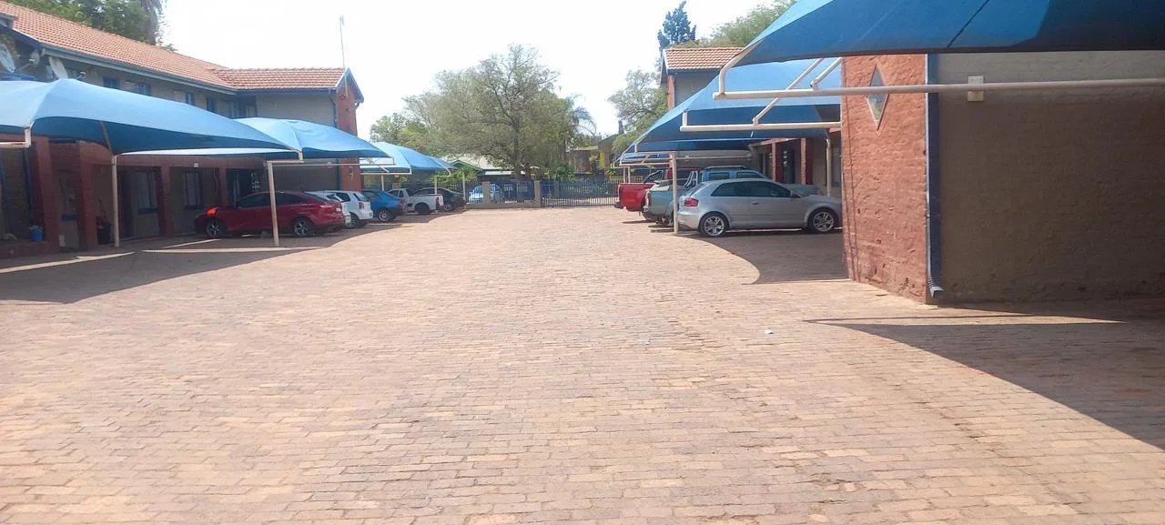 2 Bedroom Apartment / flat for sale in Annadale