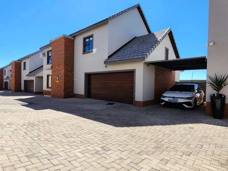 3 Bedroom Townhouse in Bendor