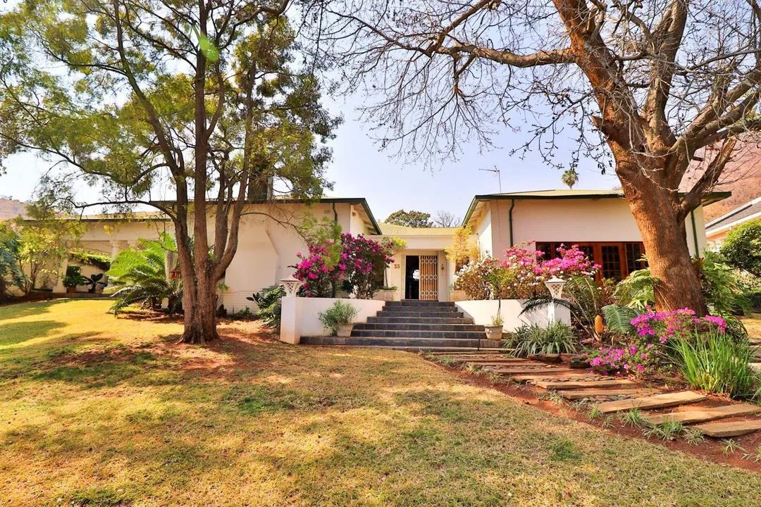 4 Bedroom House for sale in Barberton