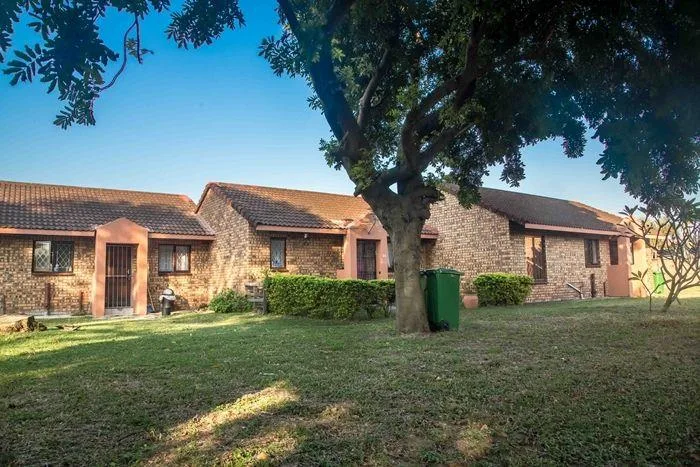 2 Bedroom Townhouse to rent in Veld En Vlei