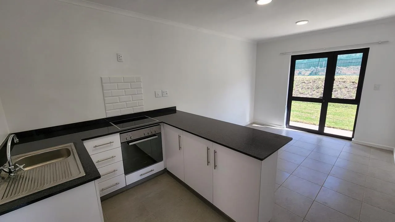 2 Bedroom Apartment / flat to rent in Waterfall