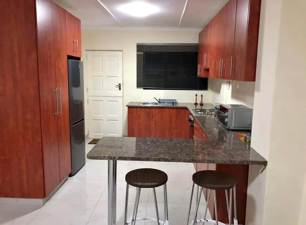 2 Bedroom House to rent in Chase Valley