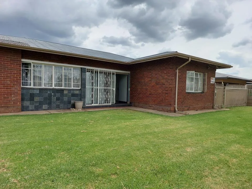 4 Bedroom House to rent in Vanderbijlpark SW 1