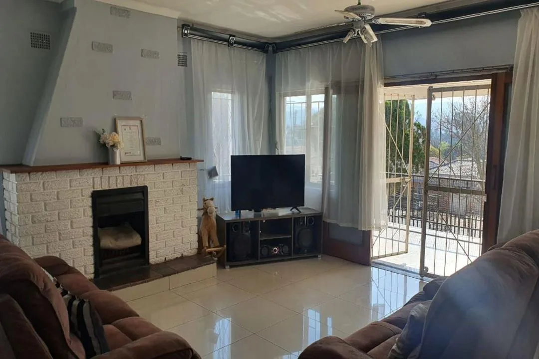 3 Bedroom House for sale in Fillan Park