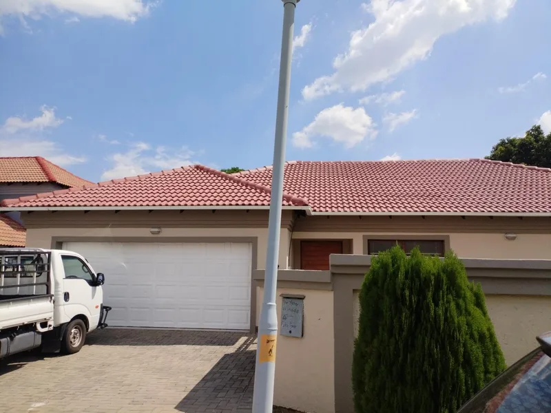 Property to rent in Country View