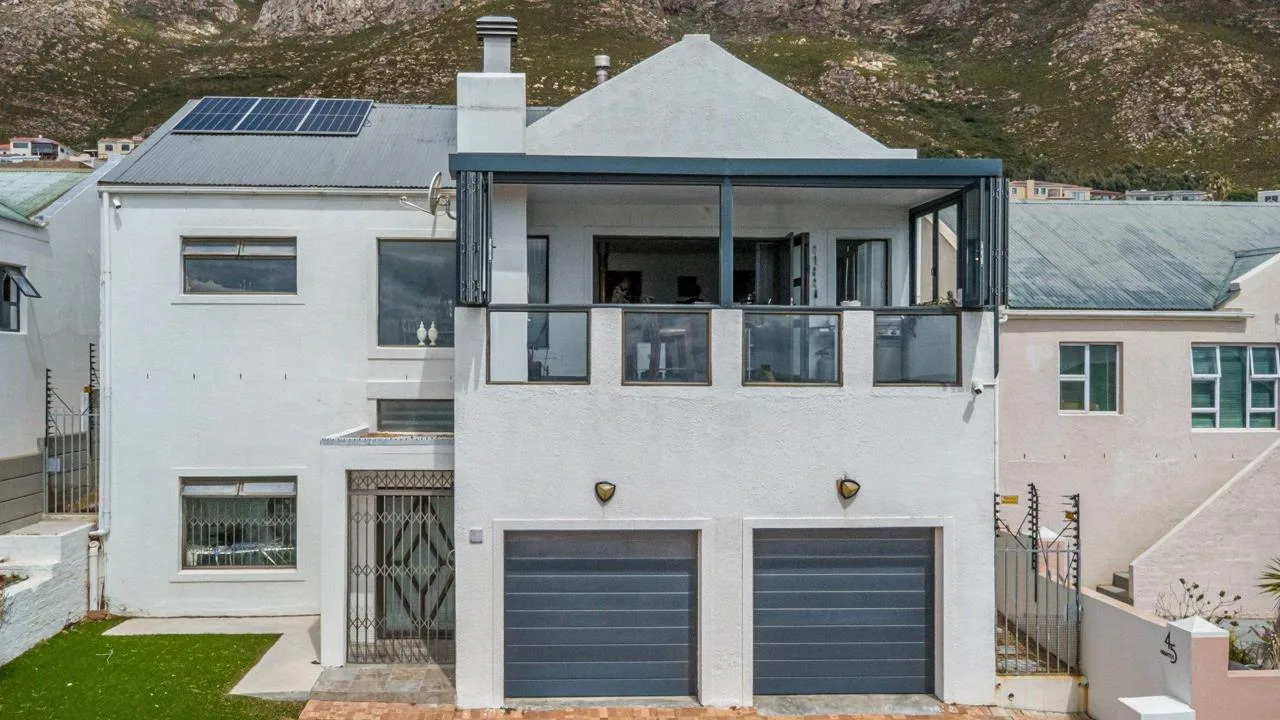 3 Bedroom House for sale in Mountainside