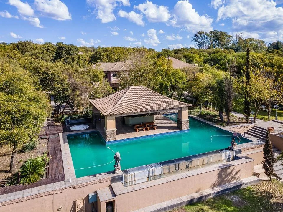 13 Bedroom House for sale in Parys Rural