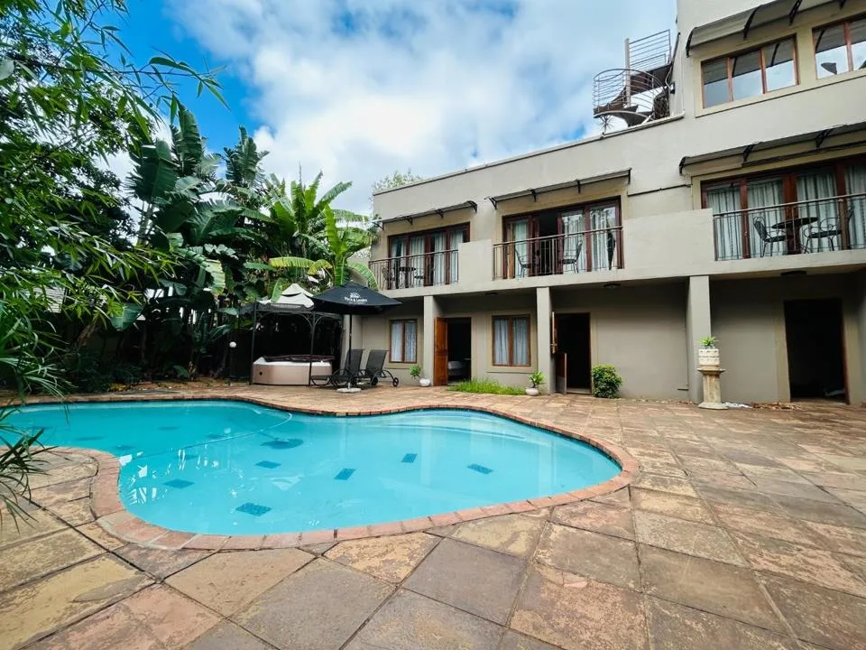 12 Bedroom House for sale in Eastwood