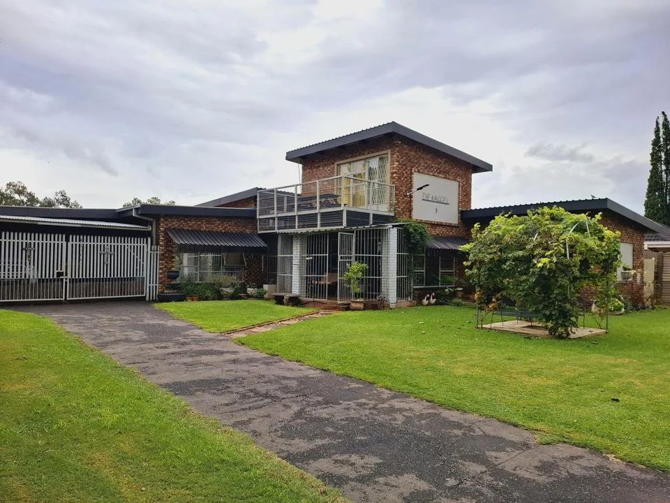 4 Bedroom House for sale in Potchefstroom Central