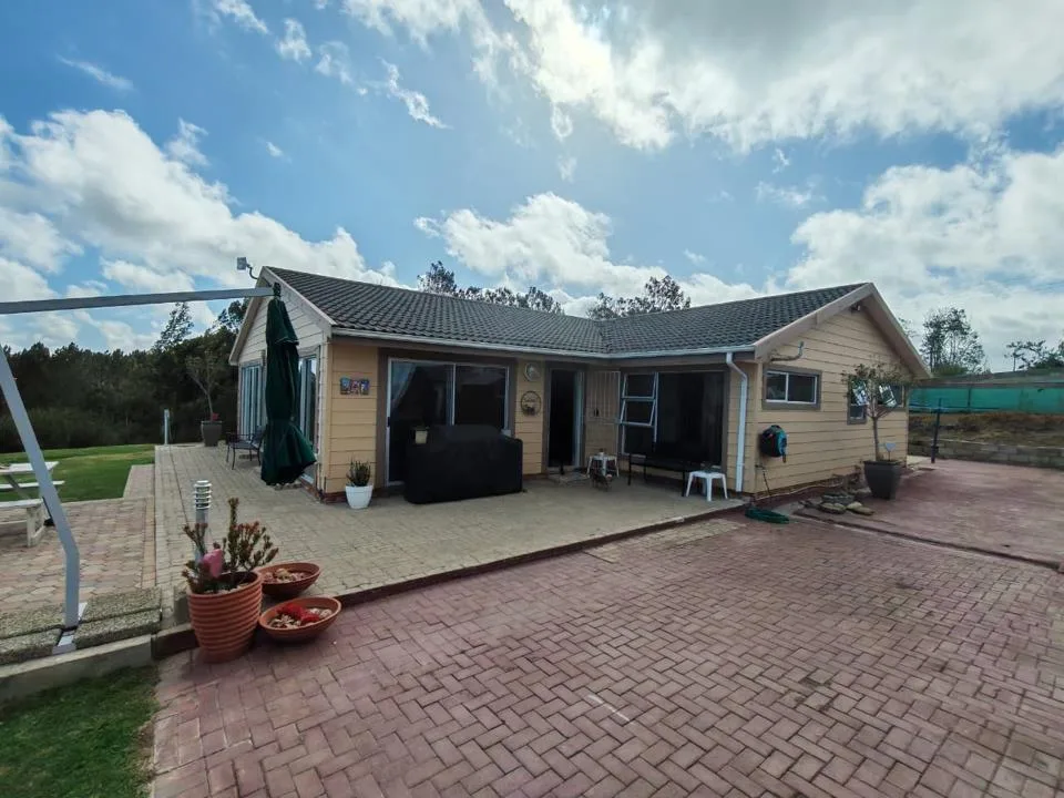 3 Bedroom House for sale in Rheeboksfontein