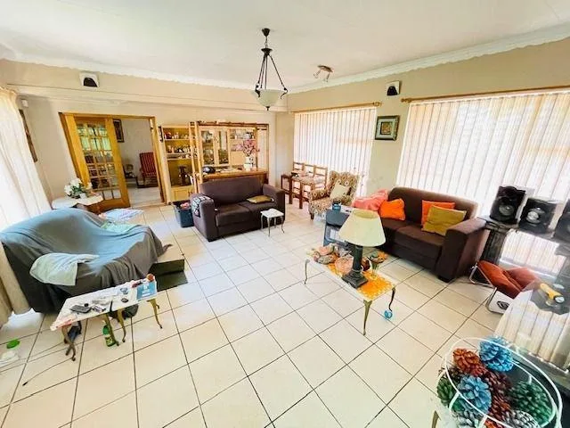 3 Bedroom House for sale in Alberton Central