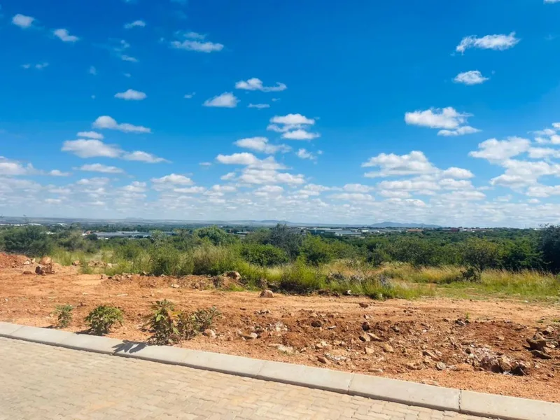 1 357 m² Land available in Bendor