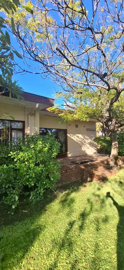 6 Bedroom House in Parow Central