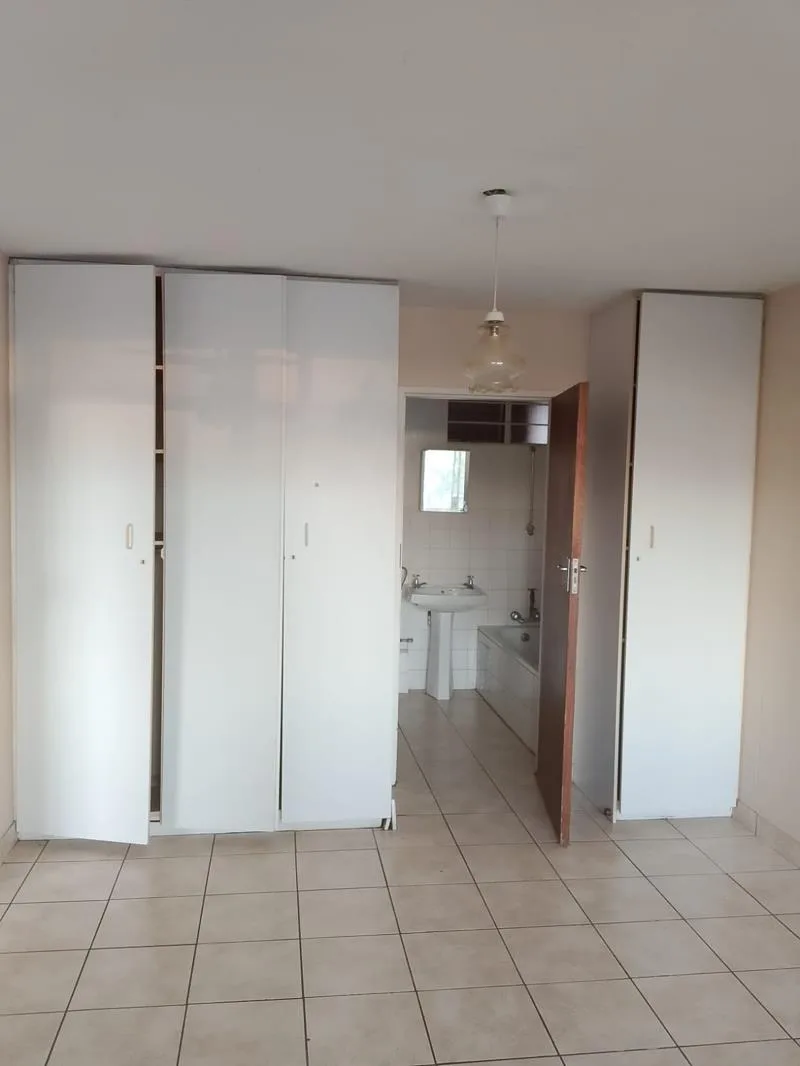 2 Bedroom Apartment in Sunnyside