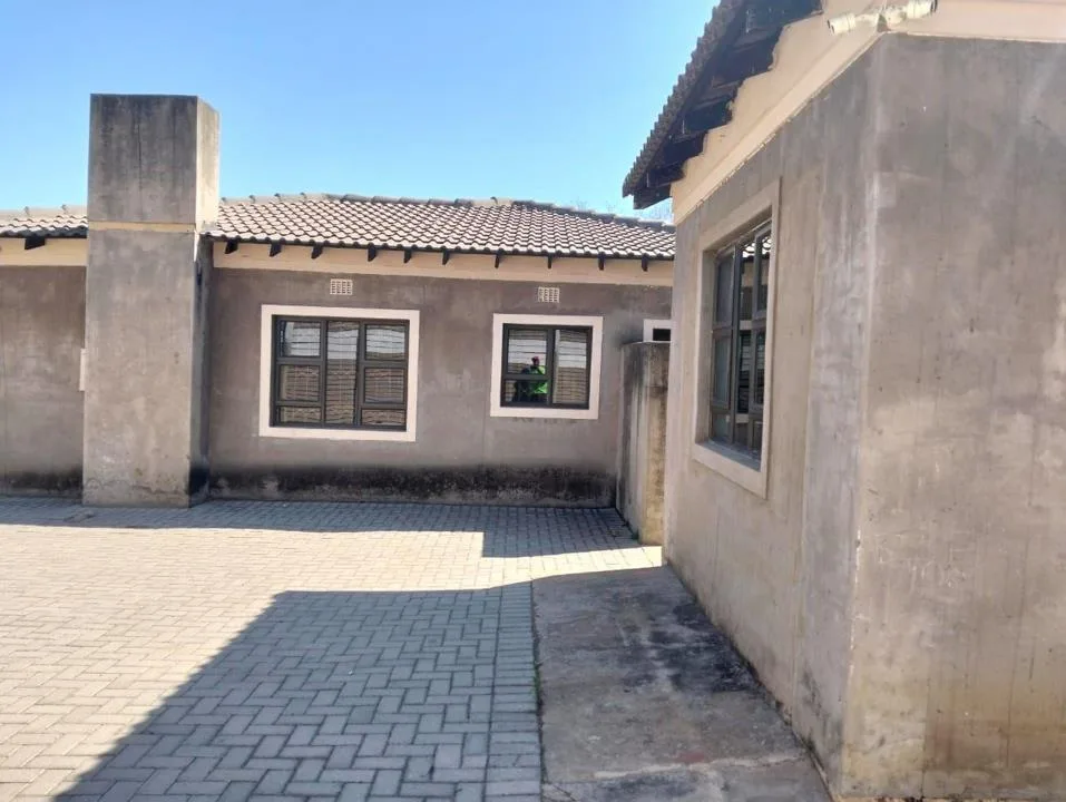9 Bedroom House for sale in Sasolburg Central