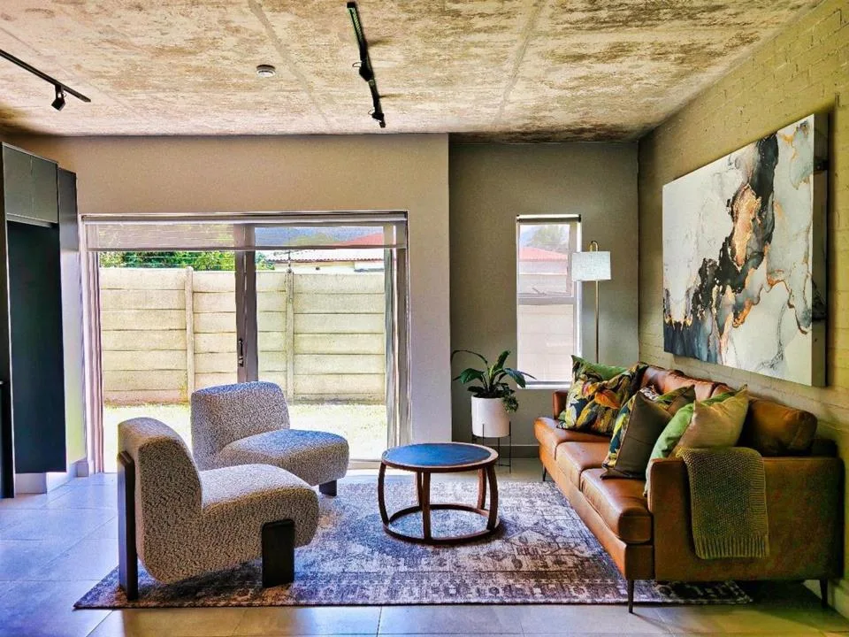 2 Bedroom Apartment / flat for sale in George Central