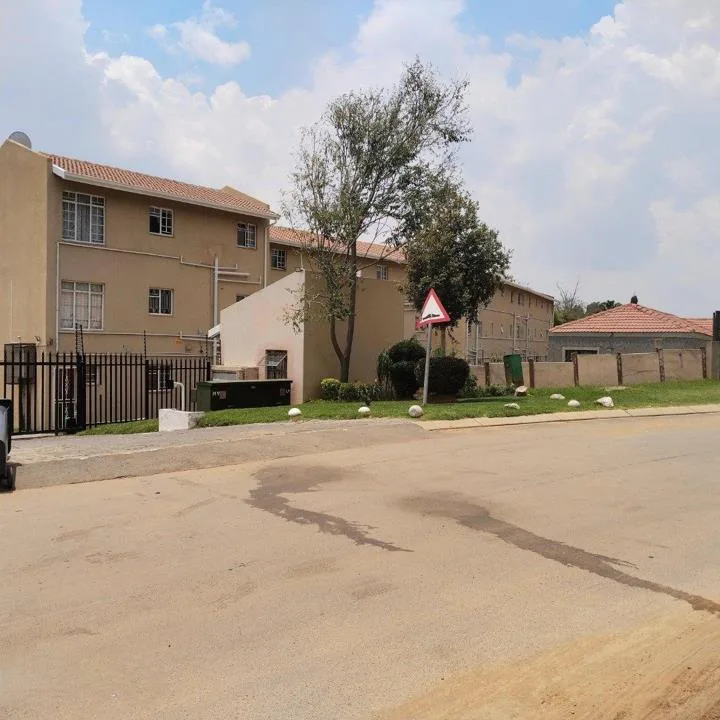 2 Bedroom Apartment / flat for sale in Naturena