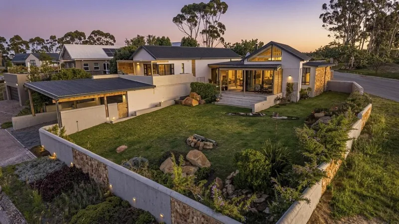 3 Bedroom House for sale in Crossways Farm Village