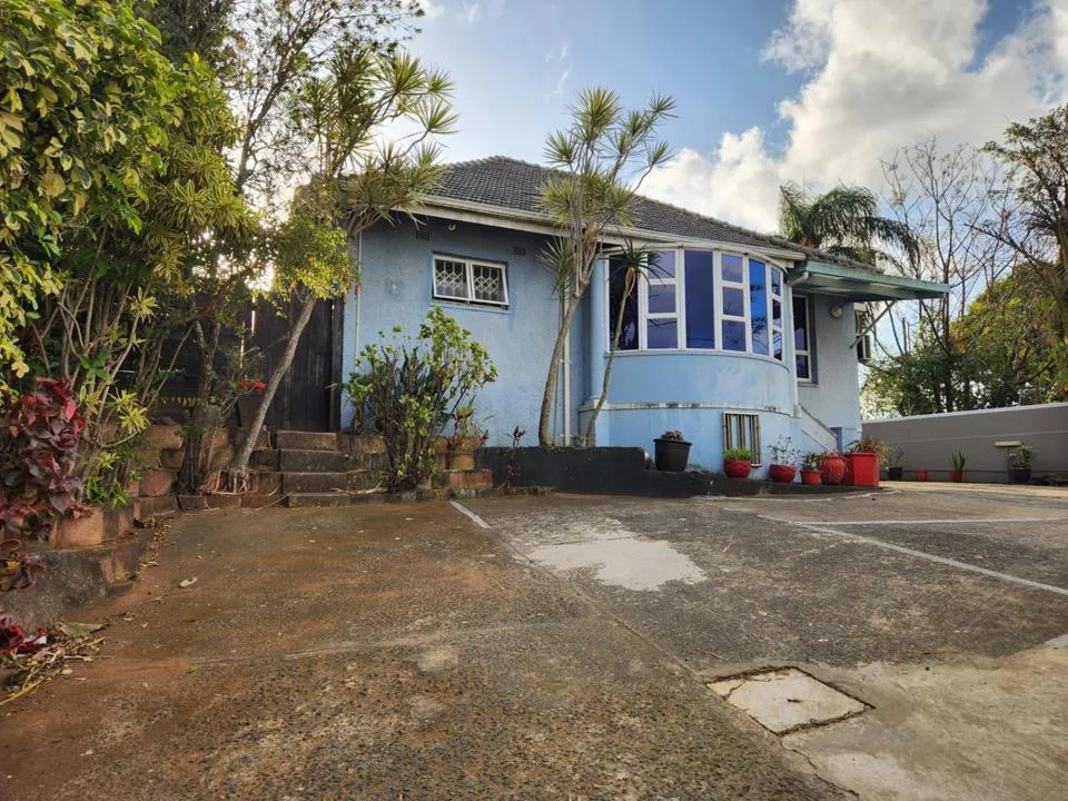 4 Bedroom House for sale in Westridge
