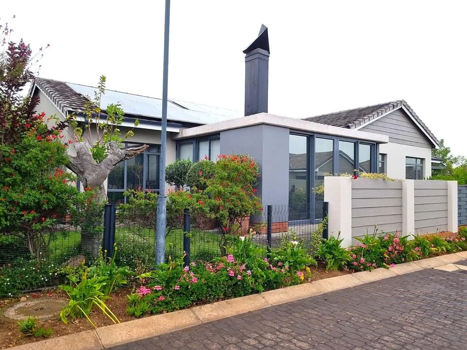 3 Bedroom House for sale in Waterkloof Marina Retirement Estate