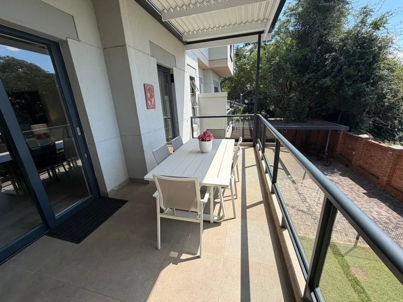 2 Bedroom Apartment / flat for sale in Waterkloof