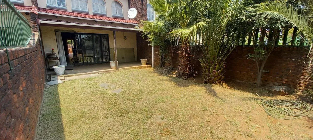2 Bedroom Townhouse for sale in Boksburg South