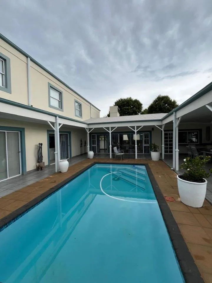 4 Bedroom House for sale in Bishops Bay