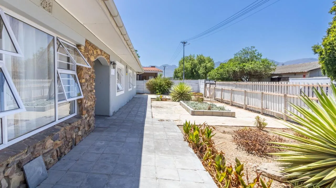 3 Bedroom House for sale in Charleston Hill