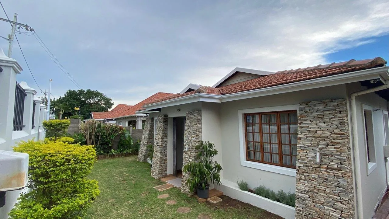 3 Bedroom House for sale in Glenwood