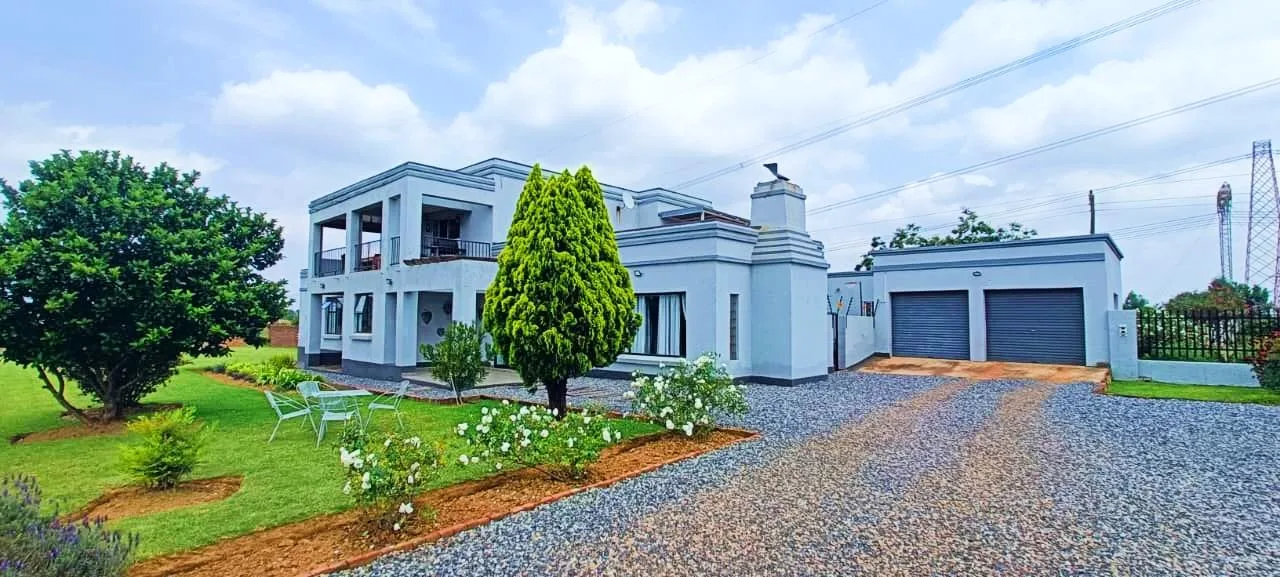 4 Bedroom House for sale in Grootfontein Country Estates
