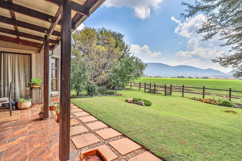 Property to rent in The Coves