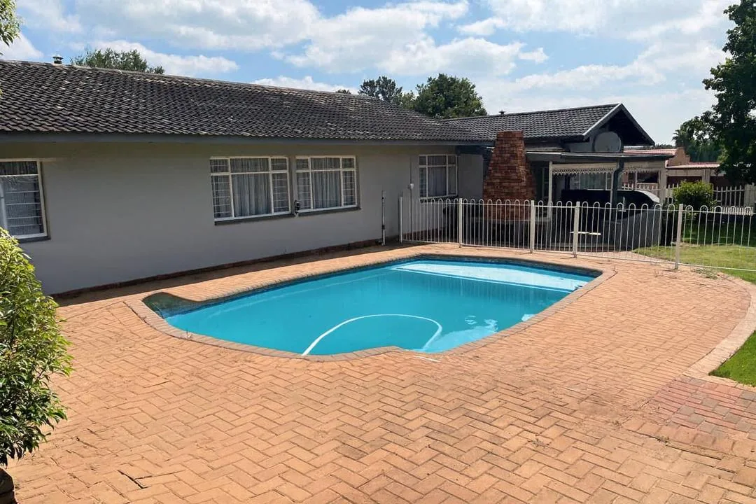 4 Bedroom House for sale in Sasolburg Ext 10
