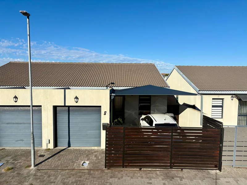 2 Bedroom House in Parklands