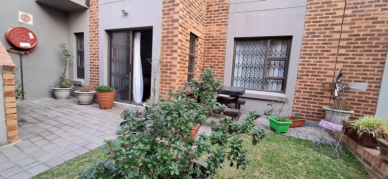 2 Bedroom House for sale in Terra Nova