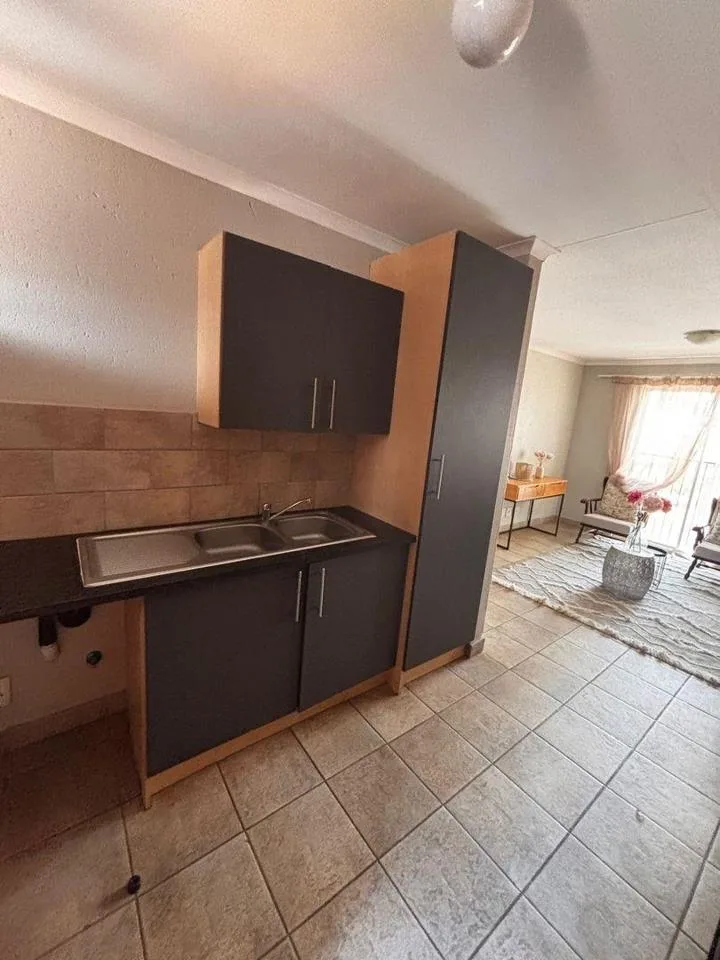 2 Bedroom Apartment / flat for sale in Sinoville