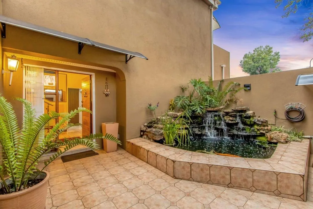 4 Bedroom House for sale in Norwood