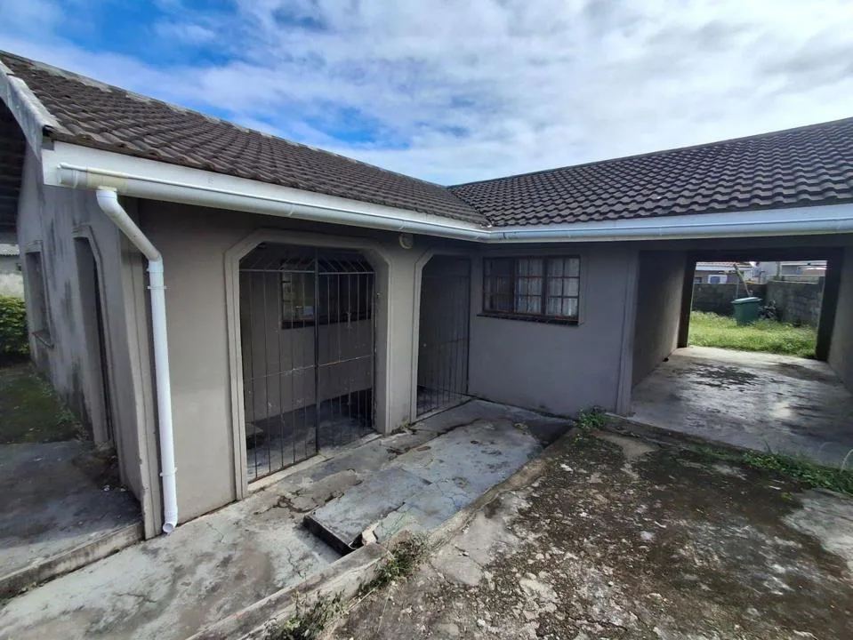 3 Bedroom House for sale in Esikhawini