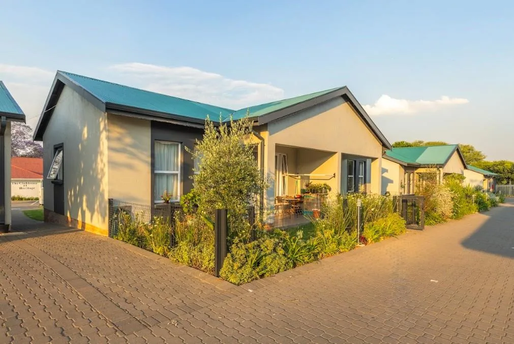 1 Bedroom House for sale in Modderfontein