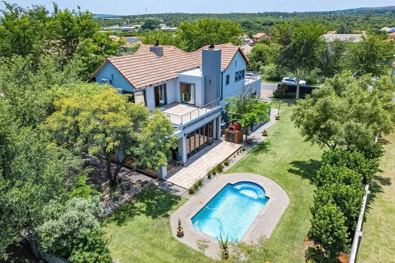 4 Bedroom House for sale in Pebble Rock Golf Village