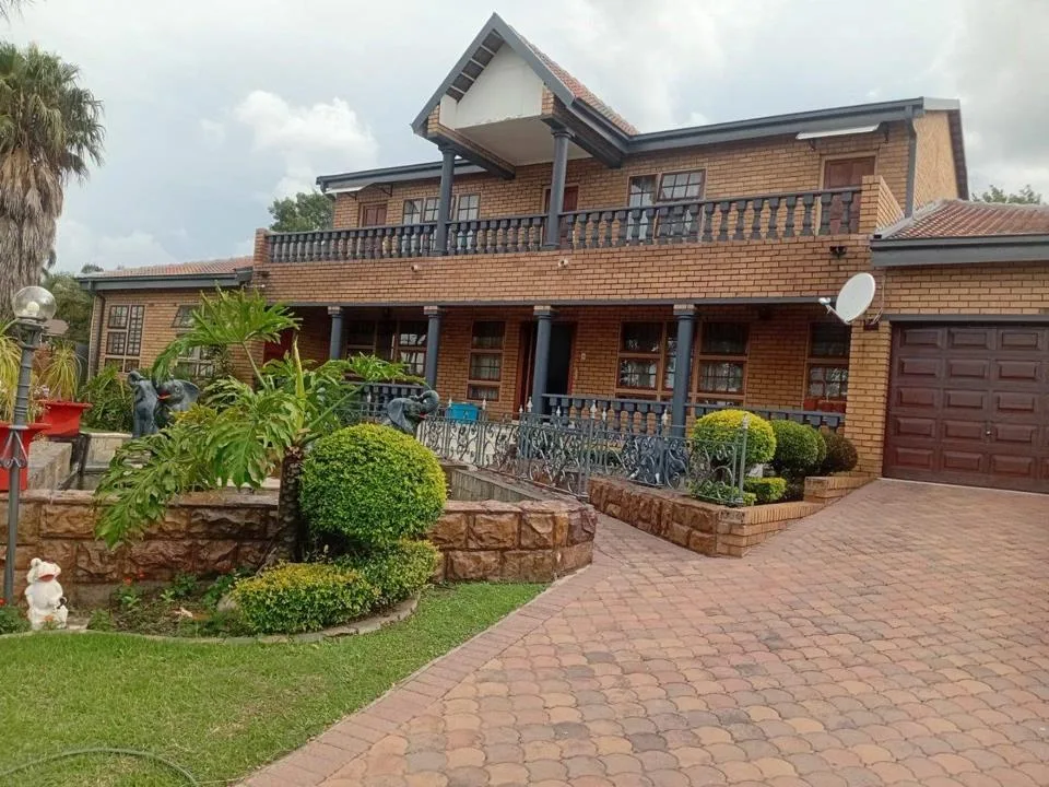 4 Bedroom House to rent in Die Heuwel