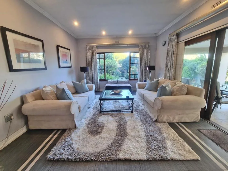 3 Bedroom House to rent in Rivonia